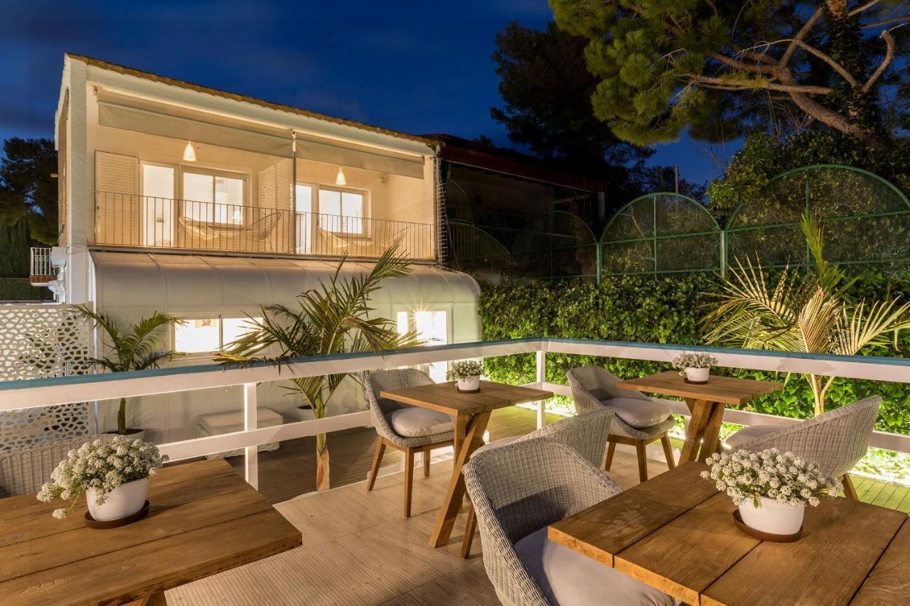 Antonio'S House Hotel Sitges Bagian luar foto